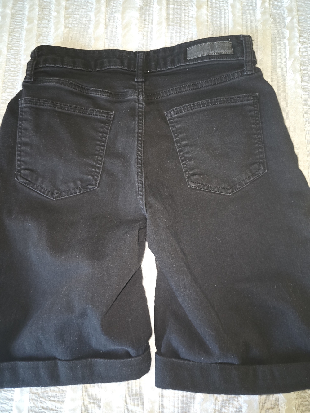 Dkny Women's Black Denim Shorts - Picture 4 of 6